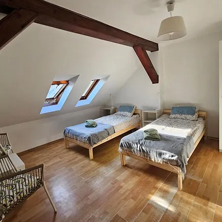 Park Apartment *